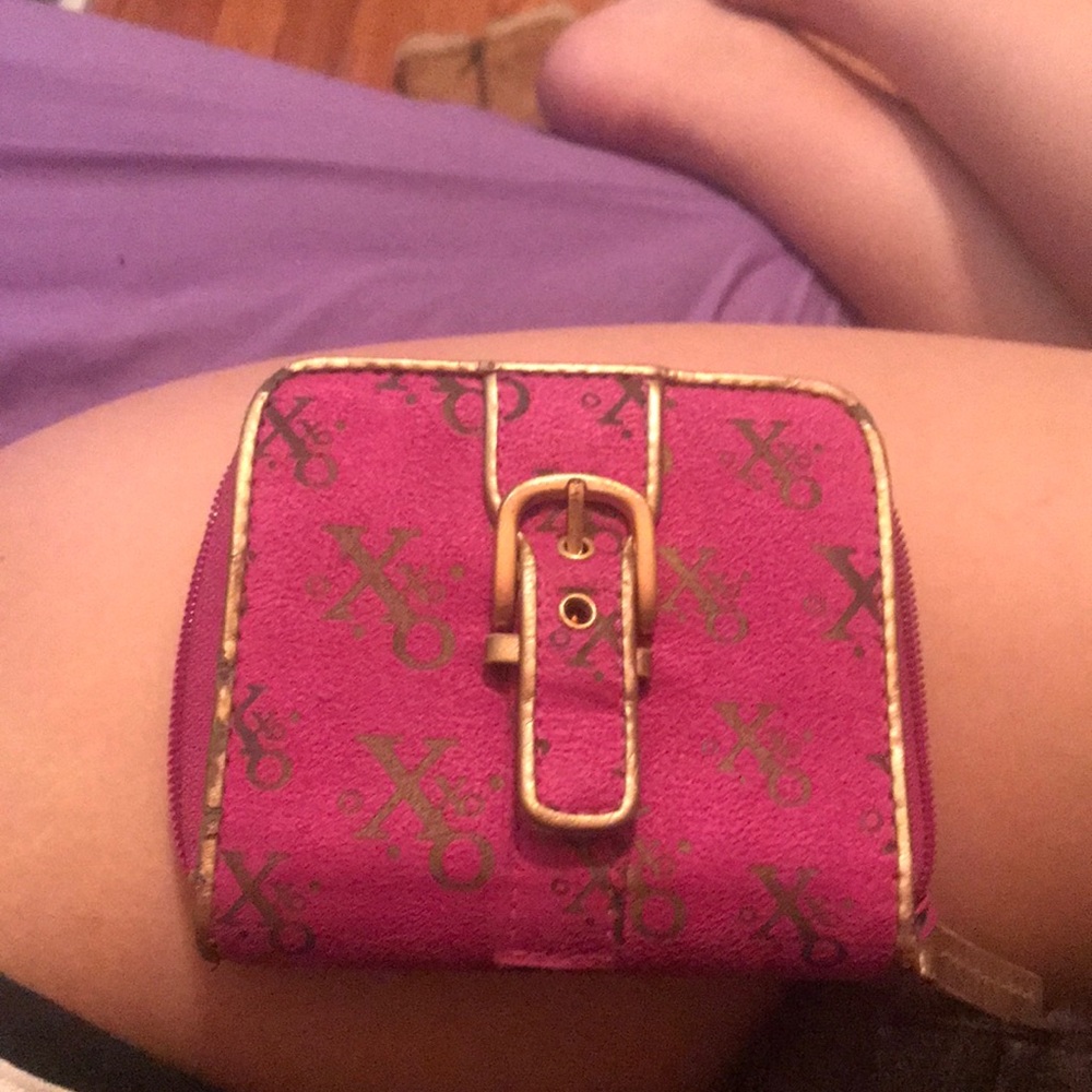 Pink and gold xoxo wallet